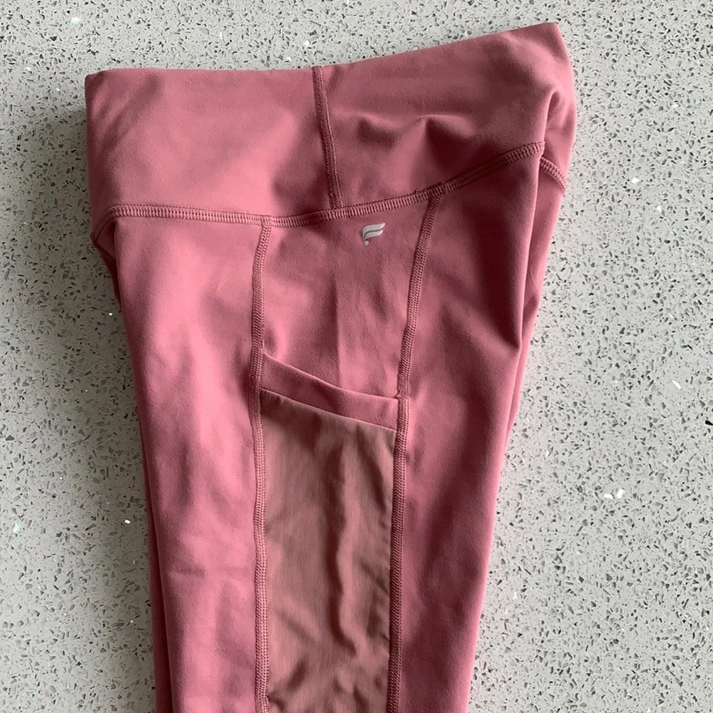 NWT Fabletics Highwaist Powerhold Leggings